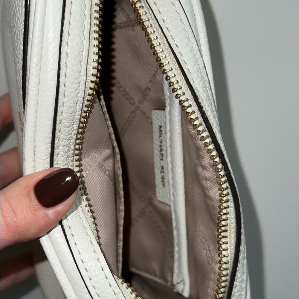 Michael Kors camera bag - Picture 5 of 5